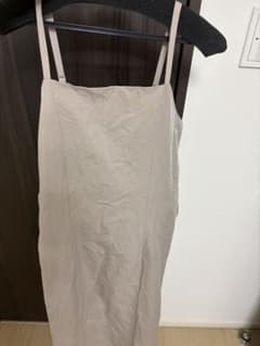 NICE CLAUP ベージュ キャミソール ロングワンピースのサムネイル