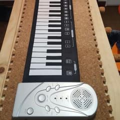 ゴムけん盤キーボードのサムネイル