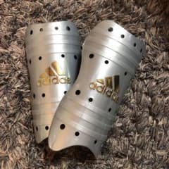 kids adidas すね当て サッカーのサムネイル