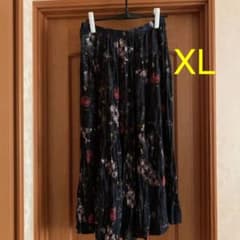 ユニクロ✖️イネス 花柄スカート XLのサムネイル