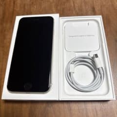 Apple iPhone SE (第3世代) スターライト 128GBのサムネイル