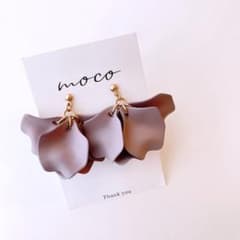 no.238 花びら ピアス イヤリングのサムネイル