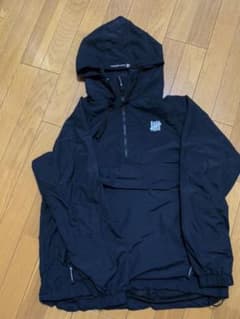 UNDEFEATED アンディフィーデッド チャンピオン　アノラックのサムネイル