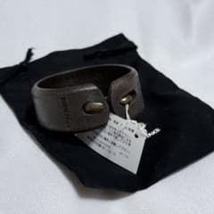 タグ付き☆レア商品』ISSEY MIYAKE レザー ブレスレット - メルカリ