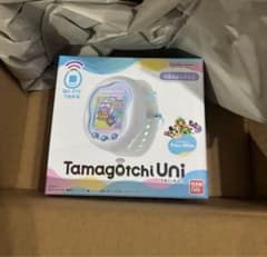 Tamagotchi Uni Prism White 本体 - メルカリ