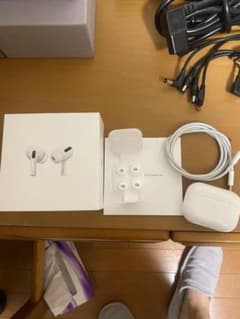 Apple AirPods proのサムネイル