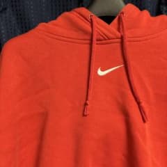 NIKE プルオーバー パーカー レッド20年代のサムネイル
