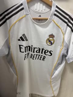 レアルマドリード ユニフォーム オーセンティック　25-26 XL 18700円