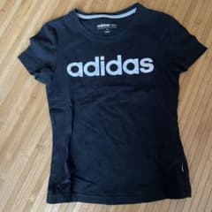 adidas Tシャツのサムネイル