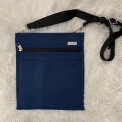 Thumbnail of 保冷サコッシュ 縦型 防水　多機能ショルダーバッグ 軽量 アルミ保冷層 登山　青