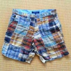 トミー ヒルフィガーのショートパンツのサムネイル