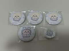 ちいかわベビー おねんね缶バッジ アクリルスタンドのサムネイル