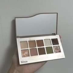 Hinceヒンス アイシャドウパレット03 ライク・ア・シーンのサムネイル