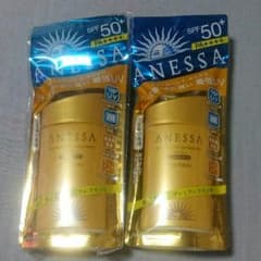 新品未開封　アネッサ日焼け止め2本セット　顔身体用　６０ｍｌ 資生堂のサムネイル