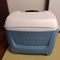 【かんちゃん様　専用】IGLOO イグルー  クーラーボックス 58Ｌ62QTのサムネイル