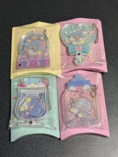 サンリオ タキシードサム アクリルキーホルダー 4種セットのサムネイル