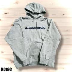thisisneverthat フード付きパーカー 刺繍ロゴ グレー K0192