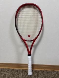 テニスラケット　YONEX VCORE 100 グリップ２のサムネイル