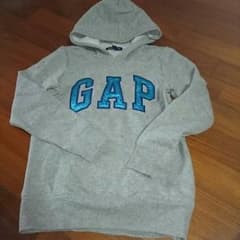 GAPパーカー★ほぼ未使用のサムネイル