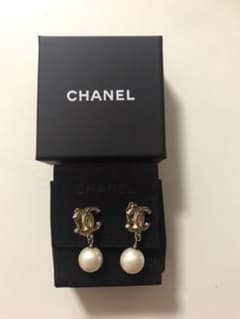 CHANEL シャネル イヤリングのサムネイル