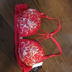 エメフィールのブラジャーですのサムネイル