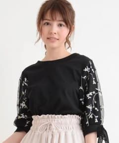 majestic legon 袖チュールレースプルオーバーのサムネイル