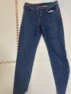 ユニクロ JEANS スキニーデニム Mサイズのサムネイル