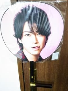 KAT-TUN CAST とchain亀梨和也 うちわ&銀テープセットのサムネイル