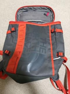 THE NORTH FACE ノースフェイス ヒューズボックス リュックのサムネイル
