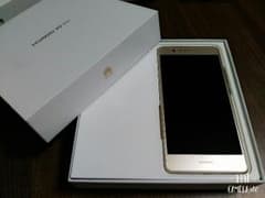 Huawei P9 liteゴールド 本体美品 即日発送 スマホのサムネイル