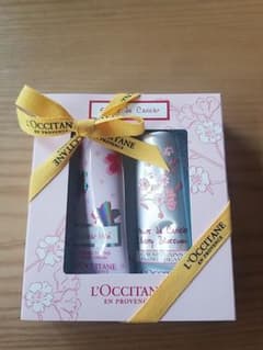 ロクシタン　ハンドクリームのサムネイル