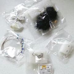 ピアス１ペア50～150のサムネイル
