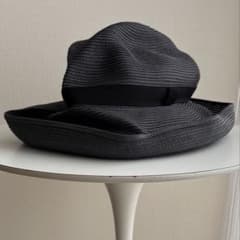〈mature ha. マチュアーハ 〉BOXED HAT ボックスドハットのサムネイル