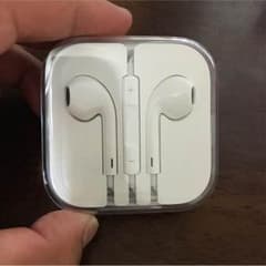 Appleイヤホン  純正品のサムネイル