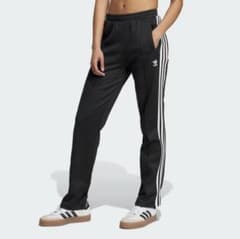 【新品未使用】adidas originals ジャージパンツ　黒のサムネイル