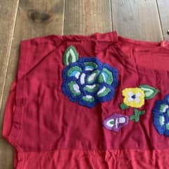 新品 未使用品 レディース 刺繍 カットソー ブラウス アミナコレクションのサムネイル