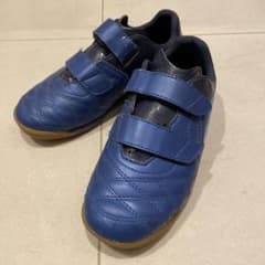 UMBRO ジュニアサッカーシューズ　19cmのサムネイル