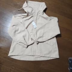 マウンテンパーカーのサムネイル