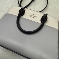 kate spade グレー ホワイト ハンドバッグのサムネイル