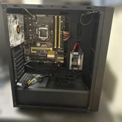 パーツ取り用デスクトップPC SSD1TB cpuクーラー　ケースのサムネイル