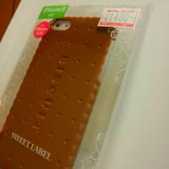 発送前セール中iPhone5カバー☆スイーツケース☆ビスケット＊保護フィルム付属のサムネイル
