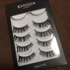 EMODA つけまつげ✩ おまけつき！のサムネイル