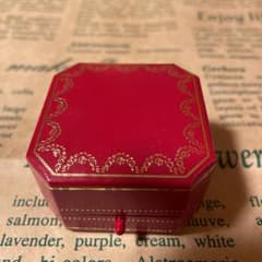 Cartier カルティエのリング空き箱のサムネイル