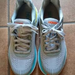 さとやん様専用 HOKA ONE ONE ホカオネオネ クリフトン 24.5のサムネイル
