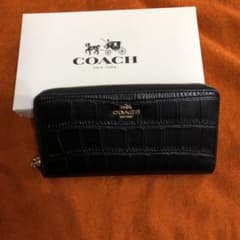 本日のみ値下げ☆新品☆COACH コーチ 長財布のサムネイル