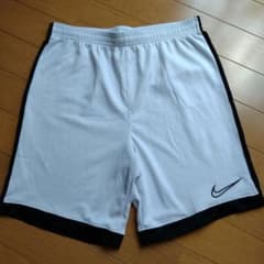 ナイキ　ハーフパンツ　150〜160のサムネイル