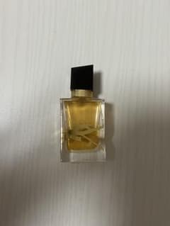 Yves Saint Laurent 女性用香水のサムネイル