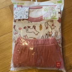 未開封★ユニクロ パジャマ 長袖　100のサムネイル