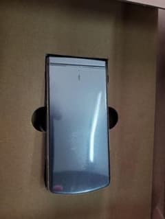 docomo STYLE series NEC N-02  ガラケーのサムネイル