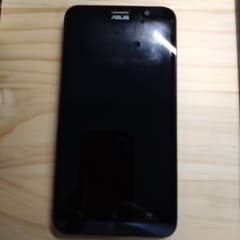 ASUS Zenfone x013dbスマートフォン 本体 青のサムネイル